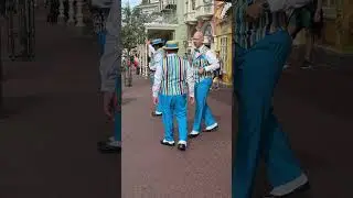 Dapper Dan #shorts #disney #magickingdom #dapperdans #video #wdw #mainstreet