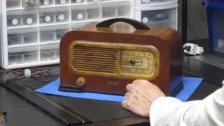 1941/42 Philco Transitone AM Radio