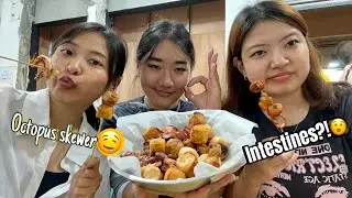 TRYING HONGKONG STREETFOODS! (intestines, octopus skewers, fish ball,etc)