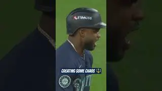 Striking first 💪 #mlb #mariners #baseball #postseason