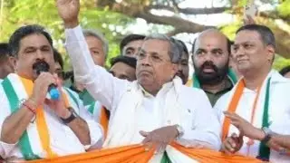 CM Siddaramiya Road Show for Mansoor Ali Khan  M P Candidate Bangalore Central @  Rajajinager today