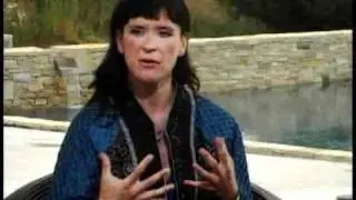 Amy Zerner talks about her Spiritual Couture fashions with Robyn Moreno