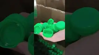 24 Cavities Cap Compression Molding Machine Ship to Thailand