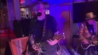 Best friends Gf cover Vinny Starr Booze Brothers at Cavens jan 16 2026 
