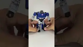 Netflix Deep Cover #trending #toyreview #transformers #transformersofficial #transformerstoys