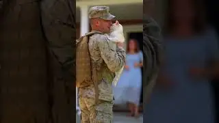 😺 🐈 Smallest Cat huge love for Marine! Watch this tiny feline's ocean adventure #cat #pets #marine