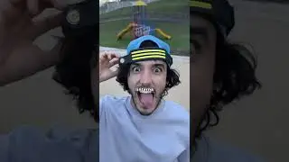 La linterna m&aacute;s potente del mundo @RickyLimon #comedia #youtubeshorts #shorts #linterna