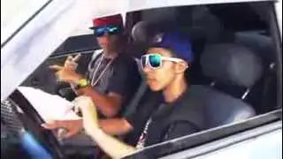 MC Champions e MC Gu - Corsinha Amarelo (LEGENDADO)