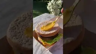 This is how they make fake burger #shorts #fakeburger #howtheytakecommercial