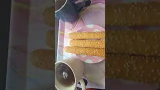 أول يوم للثلوج في كندا، في الصباح الباكر من يوم الأحد مع أكواب الشاي.🌧🍁💕🍵#🤍🌧💖#