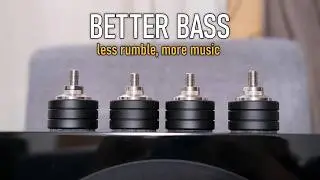 Anti-vibration feet for subwoofers