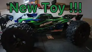 Traxxas Sledge Unbox + Dx6c Radio Install (Belted Tires New Model)