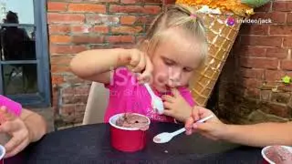 Mom's Age Regression Mishap   Ice Cream and Magic Coin