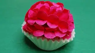 DIY | How to Make a Cute Flower Cupcake | Easy Spring Decoration | Easter Craft