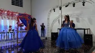 Uma apresentação da Ana Júlia com sua Irmã Angélica sobre seu aniversário. Parte 03