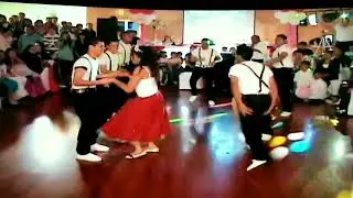 La plaga los Teen Tops  baile sorpresa
