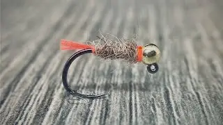 How to tie the &ldquo;hot tag Walts worm&rdquo;.