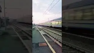 Fast regional train passby!! #fasttrains #highspeed #highspeedrailway #italy #railway #freight