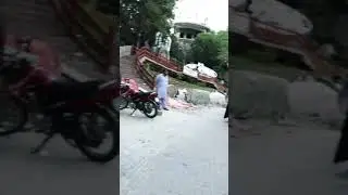 beautiful girls , Murree mal road