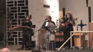 Banshee in the Kitchen - Highlander's Farewell/Move On/Sgt. Early's Dream