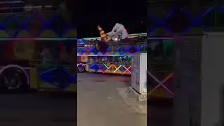 Confira o mortal do Fof&atilde;o na Carreta da Alegria Pop Star! 🚂 #shorts