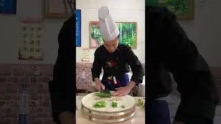 Delicious food, eat and want to eat more, look and spit