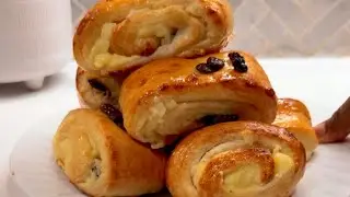 Easy Custard Raisin Rolls, Do not miss this one !