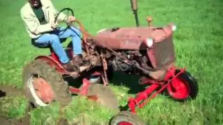 1954 Farmall Cub Disk Plow in action 2