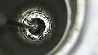 Granta сломалась свеча