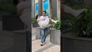 Two silly guys doing a good deed| MUSCLE MAN | #namphuong # muscleman #funny #shorts #hero #kindness
