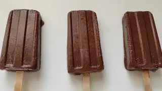 Banana Chocolate Popsicles | banana ice cream