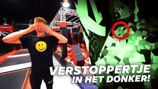 VERSTOPPERTJE IN EEN DONKER TRAMPOLINE PARK! | #334