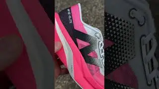 Up close and personal with the latest New Balance SC Elite v4 colourway💗😮&zwj;💨#running #runningshoes