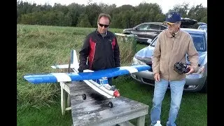 Kadet Seniorita Crash