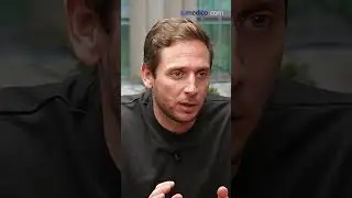 Mauricio Clark defiende las vacunas: han salvado miles de vidas, afirma subsecretario de Salud