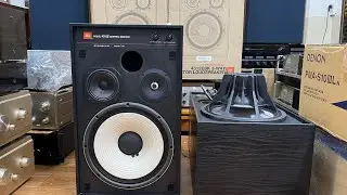 Loa Jbl 4312E full thùng xốp catalog như mới. Giá rất tốt, gọi e Trí 0903.747.111.