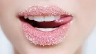 TIP: Exfolia tus labios rapido y facil