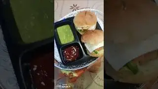 veg 🍔 burger#veg burger 🍔#burger#YouTube short video#short video@Farha&shahana
