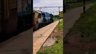EMD Locomotive Powerful Sound! WDP4D Diesel Locomotive #indianrailways #wdp4d #emdlocomotive