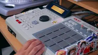 Playing beats that I made 6 years ago | Akai Pro MPC 2KXL