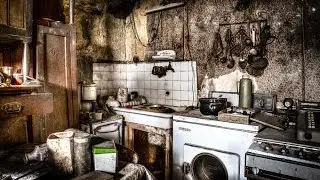 Maison Mochamps - Urban Exploration