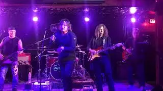 Mistaken Identity Band - ladies first @ the MINT 120818