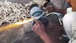Process of Making Great Sickle||Hand made Sickle with iron/Pakistani Creative
