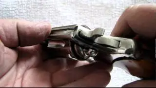 38 Snubbies: Colt vs. Smith & Wesson revolvers... the differences