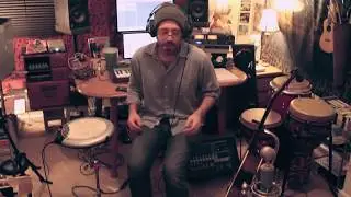 Elijah Aaron covers Paul Simon's Diamonds on the Soles of her Shoes - LIVE LOOPING