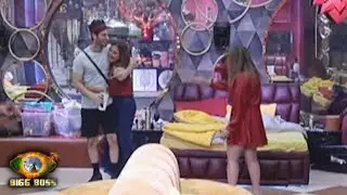 Bigg Boss 15 Promo: Umar CONFESSES His Feelings For Rashami! Watch