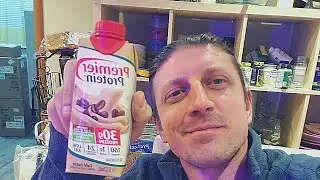 Premier Protein Cafe Latte RTD Protein Shake Product Review 💪💪