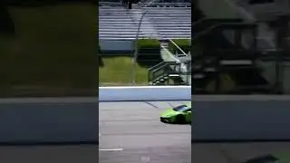 Lamborghini Hurac&aacute;n EVO vs. Porsche 911 Turbo S on the track 🔥