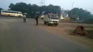 A view of Khadavli gaon to padha Highway.