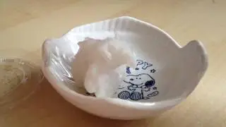 How to Colour and Scent to Pre-Made Slime